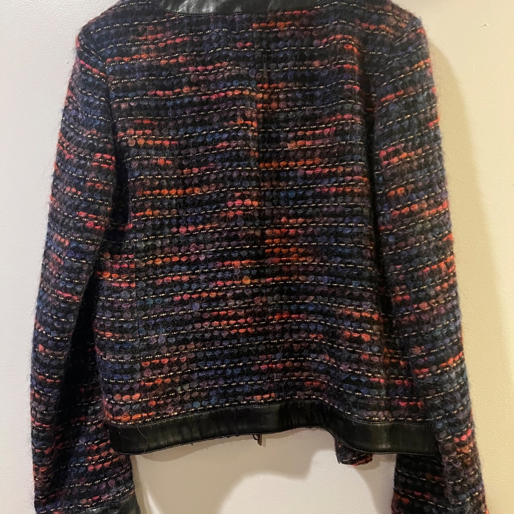 Jacket - Picture 4 of 6